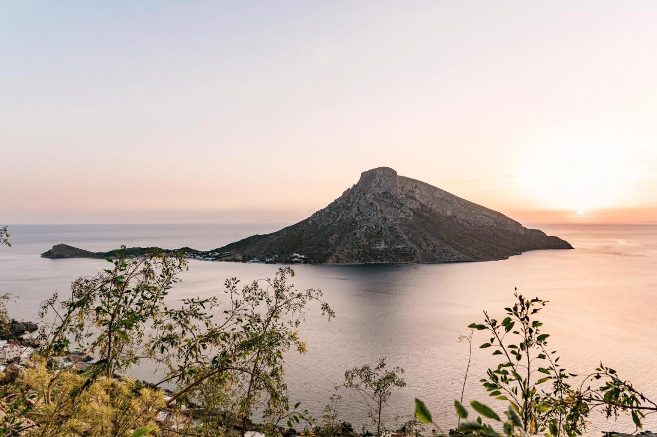 Menori Luxury Suite Panormos  Экстерьер фото